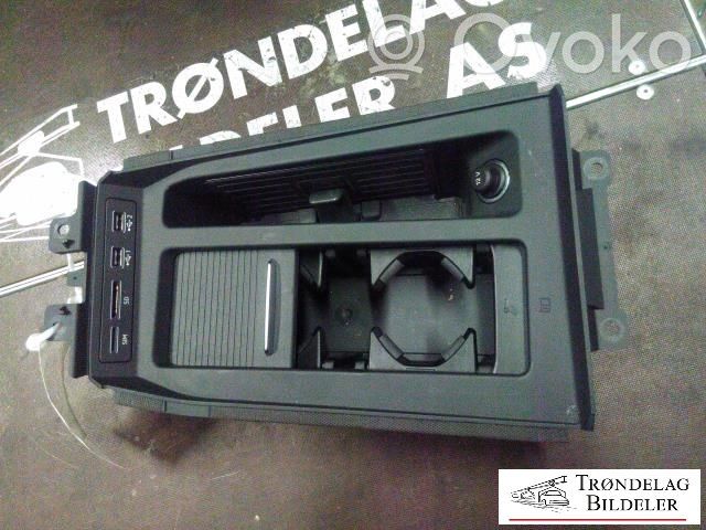 Mukiteline   4KE862533E,4KE862533E