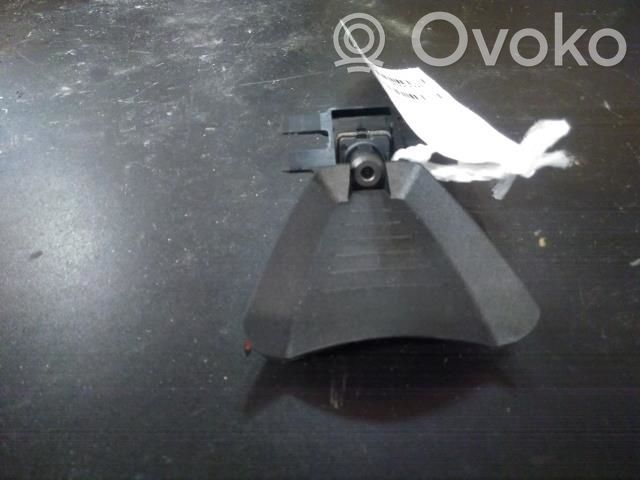 BMW 5 F10 F11 Supporto anteriore per il sensore di parcheggio (PDC) 