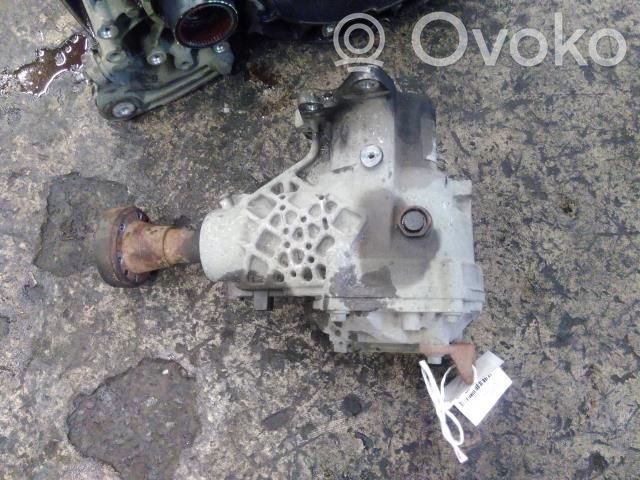 Gearbox transfer box case