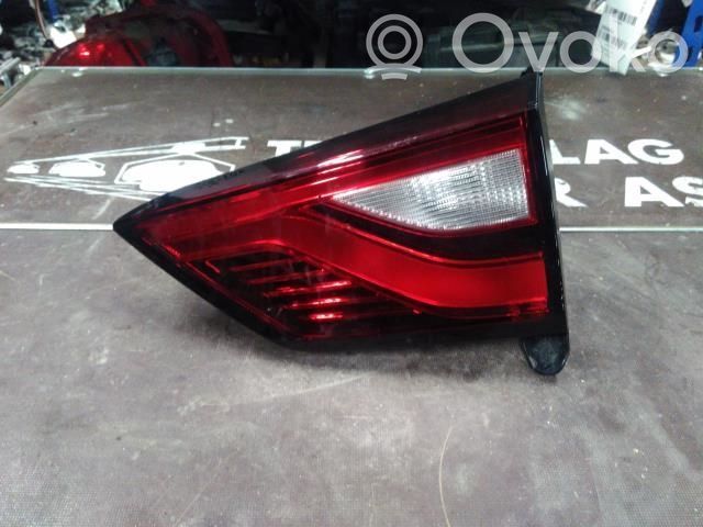 Lampa tylna