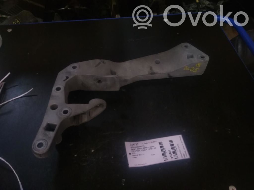 BMW 7 G11 G12 Supporto della scatola del cambio
