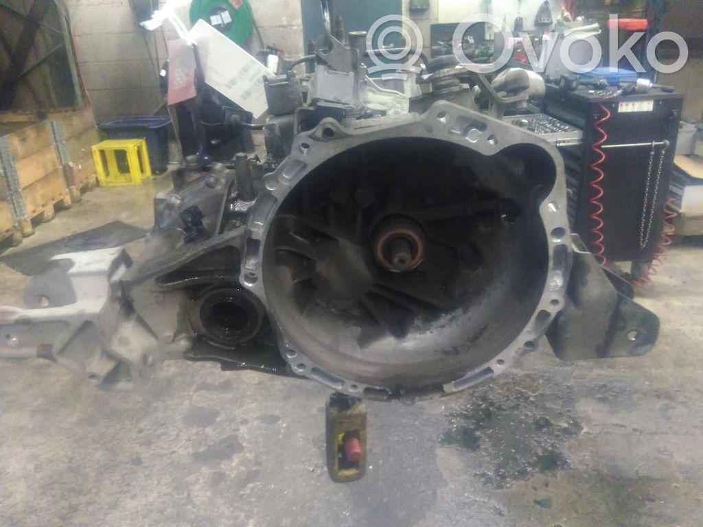 Mitsubishi Lancer VIII Cutie viteze manuală cu 5 trepte 