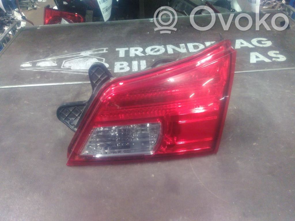Lampa tylna