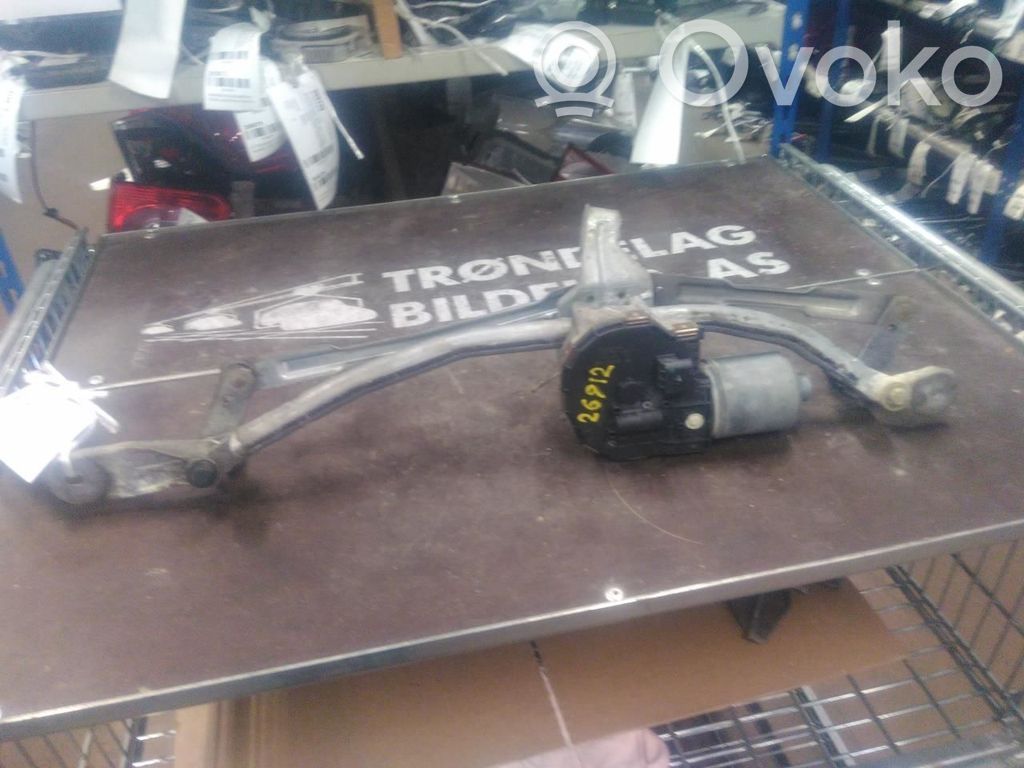 BMW 5 F10 F11 Tiranti e motorino del tergicristallo anteriore 