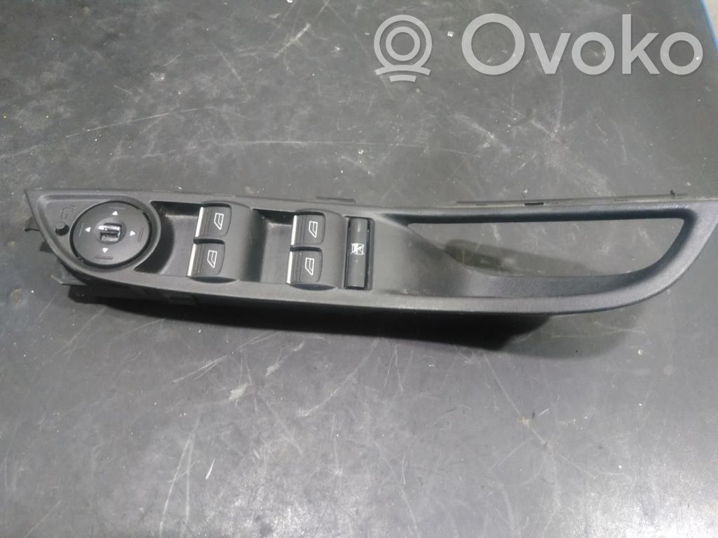 Electric window control switch   2033142,F1ET14A132CC,2033142,F1ET14A132CC