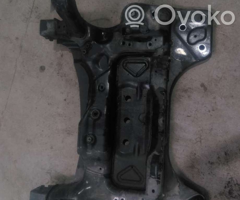 Front subframe   32381818,32381818