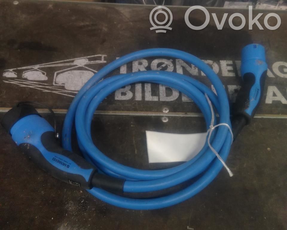 Tesla Model 3 Electric car charging cable 