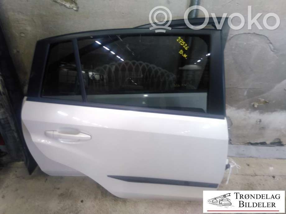 Subaru XV I Puerta trasera 