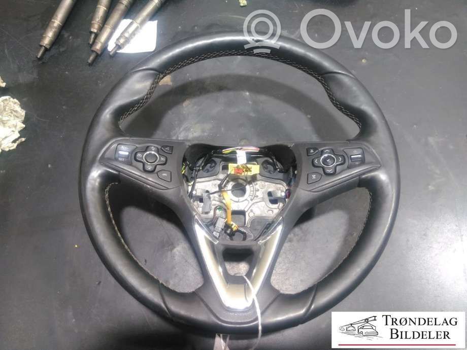 Opel Astra K Ohjauspyörä 