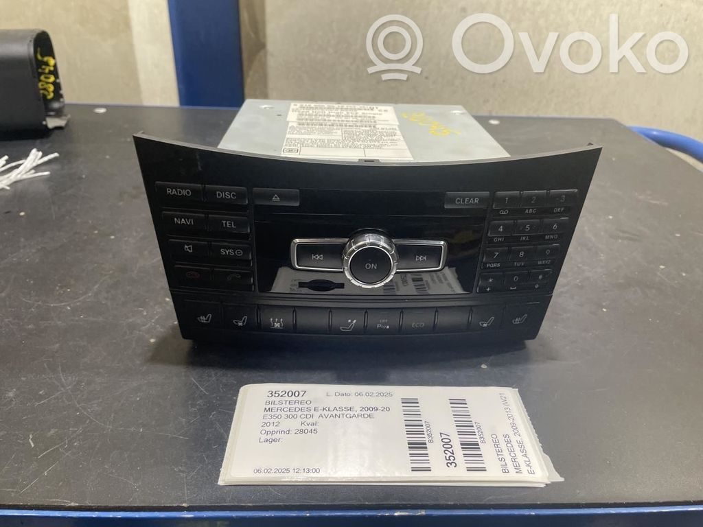 Mercedes-Benz E W212 Unità principale autoradio/CD/DVD/GPS