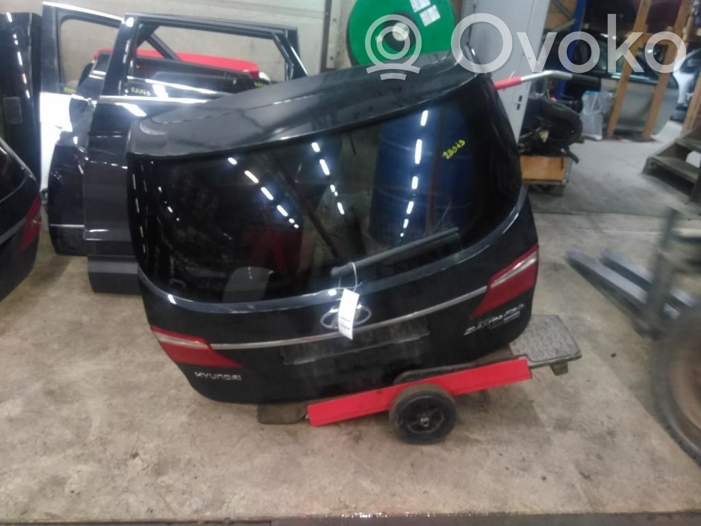 Tylna klapa bagażnika   73700B8020,73700B8020