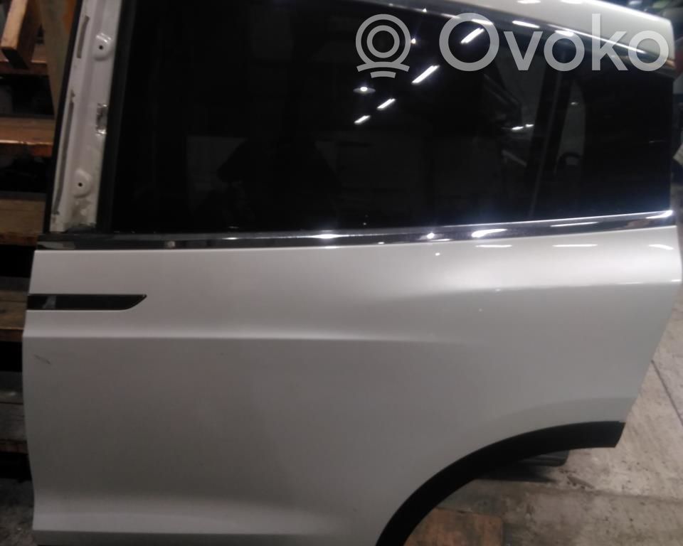 Rear door