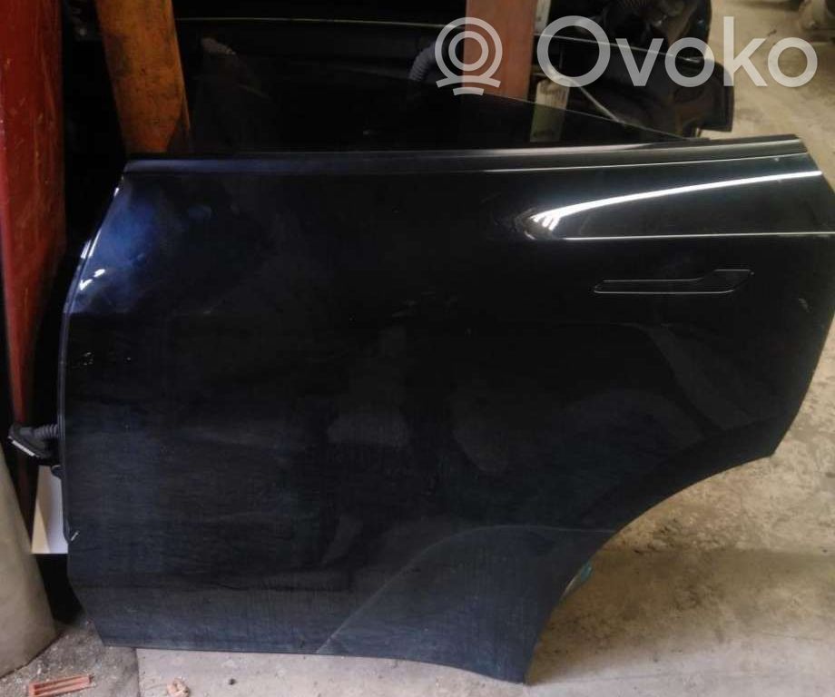Tesla Model Y Galinės durys 