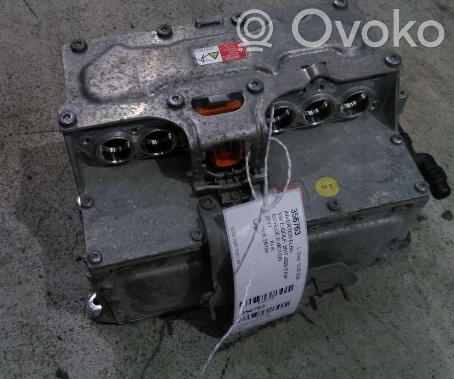 Volkswagen e-Golf Voltage converter inverter 