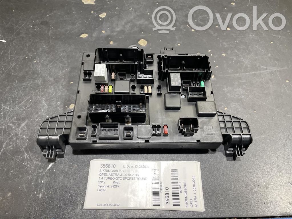 Opel Astra J Set cutie siguranțe 
