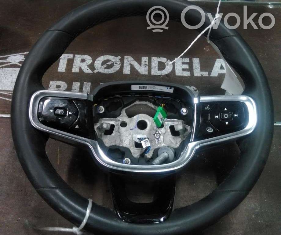 Ohjauspyörä   32227329,32333823,RT02,32227329,32333823,RT02