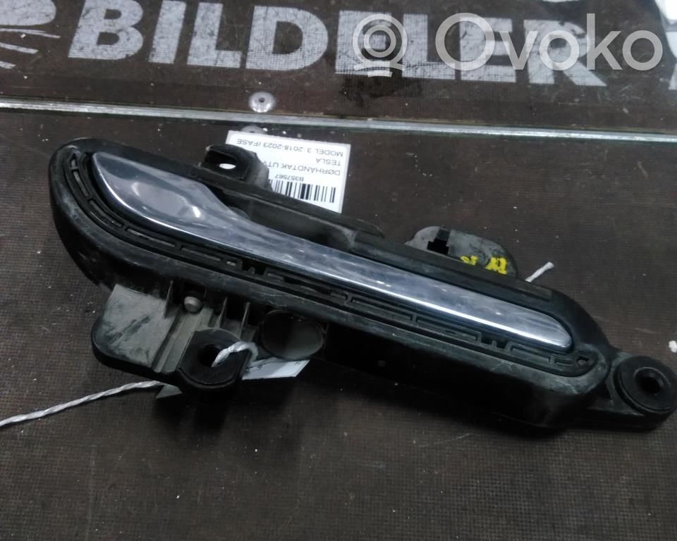 Tesla Model 3 Manecilla externa puerta delantera 
