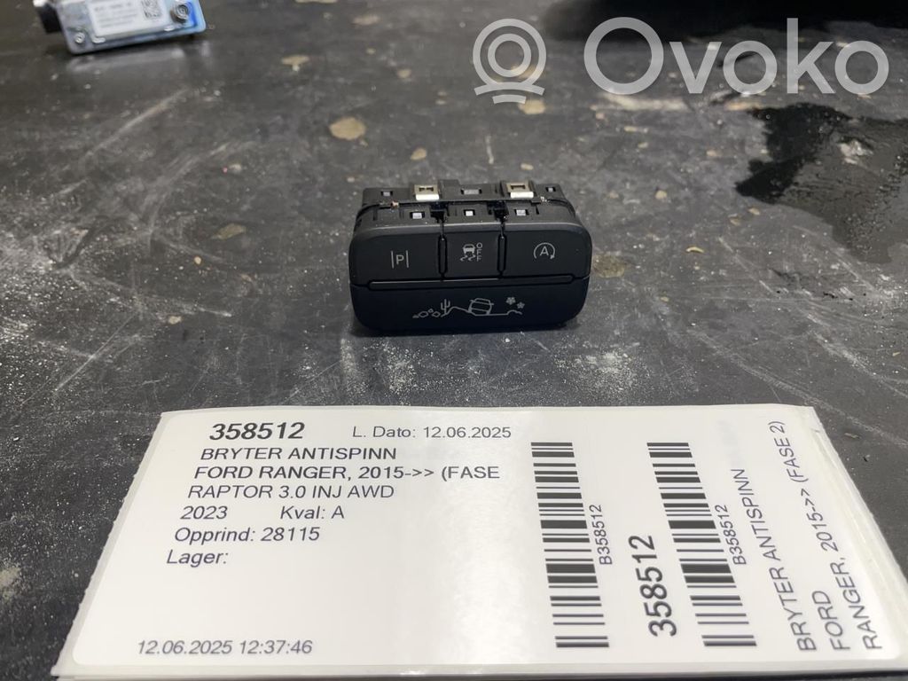 Przycisk kontroli trakcji ASR   N1WT130734ATB,N1WT130734ATB