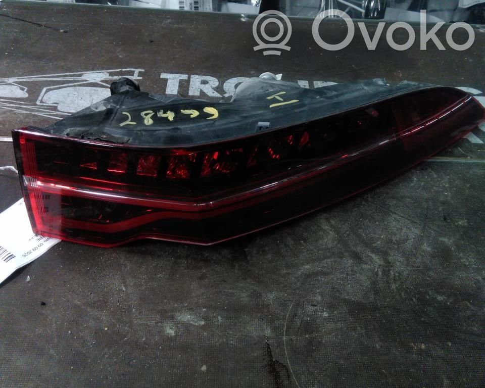Jaguar I-Pace Rear/tail lights 