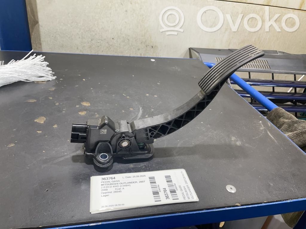 Mitsubishi Outlander Pedal del acelerador 