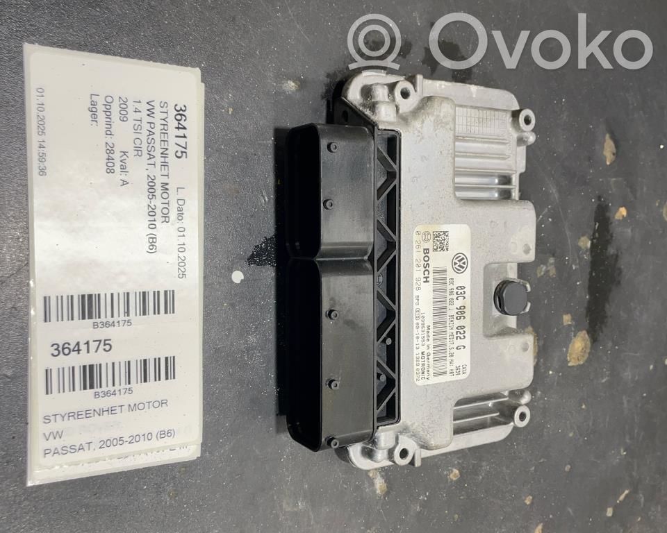 Volkswagen PASSAT B6 Komputer / Sterownik ECU silnika 