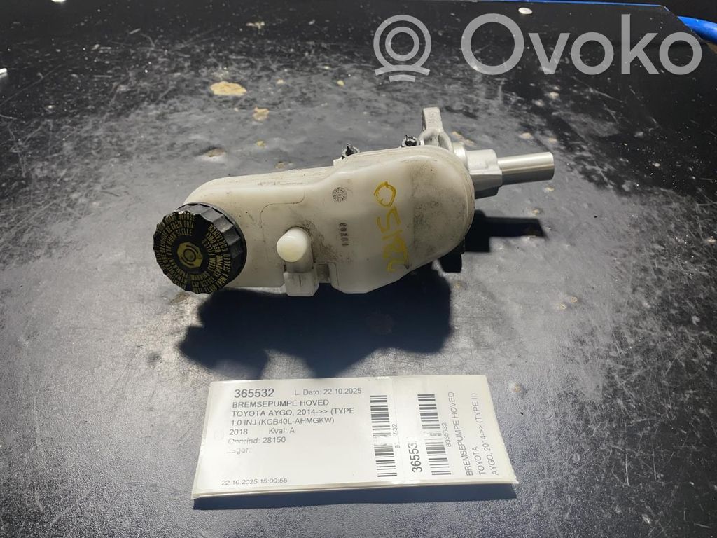 Toyota Aygo AB40 Główny cylinder hamulca 