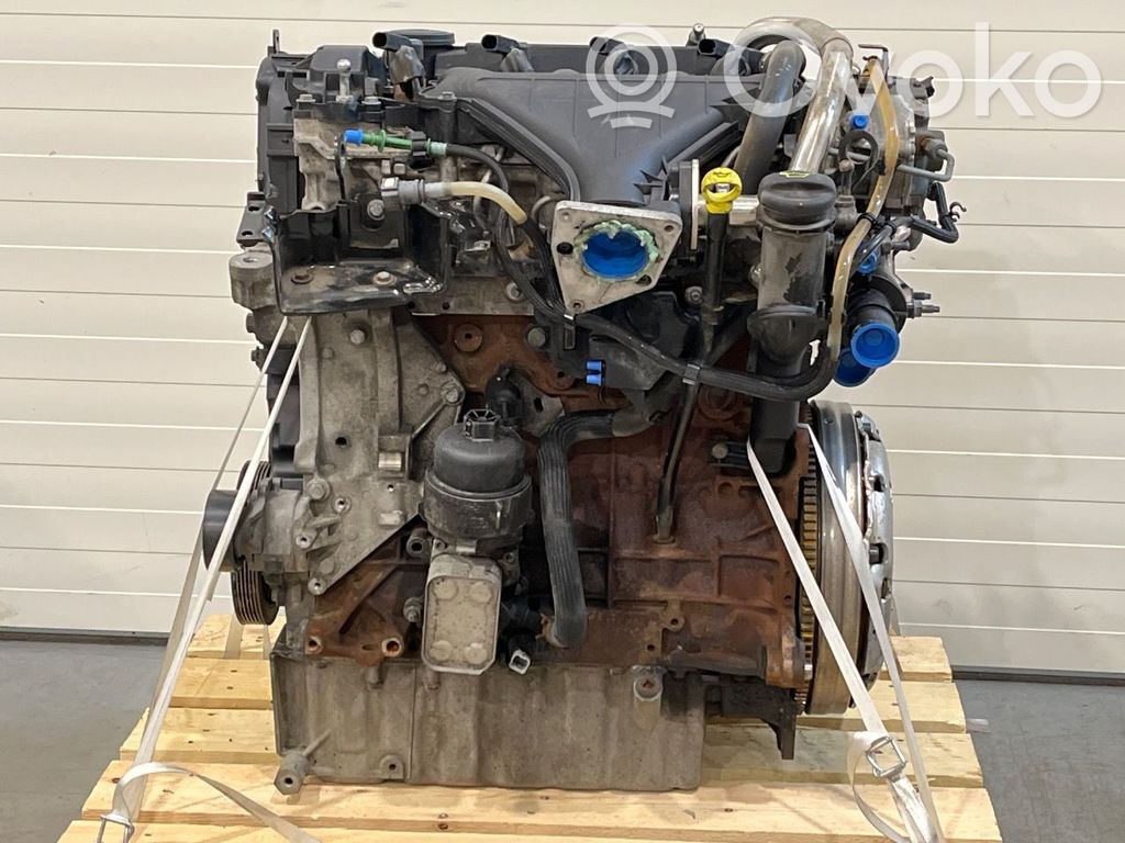 Engine   8252346,D4204T,6901568,6901568,8252346,D4204T