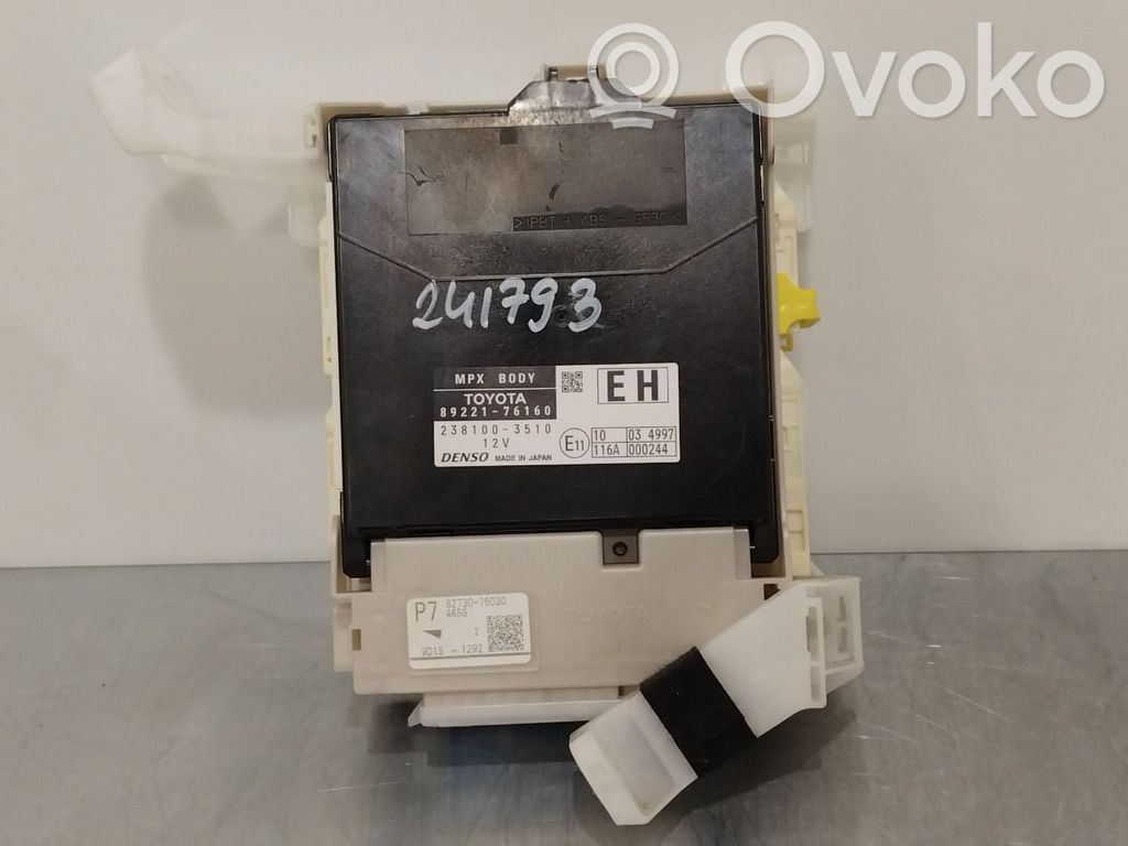 Lexus CT 200H Fuse box set 
