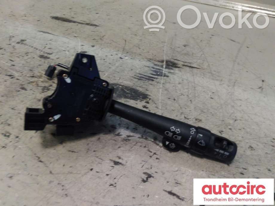 Chevrolet Suburban Otros interruptores/perillas/selectores 