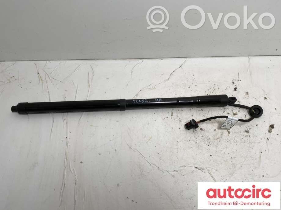 Volvo XC40 Bagāžnieka amortizators 
