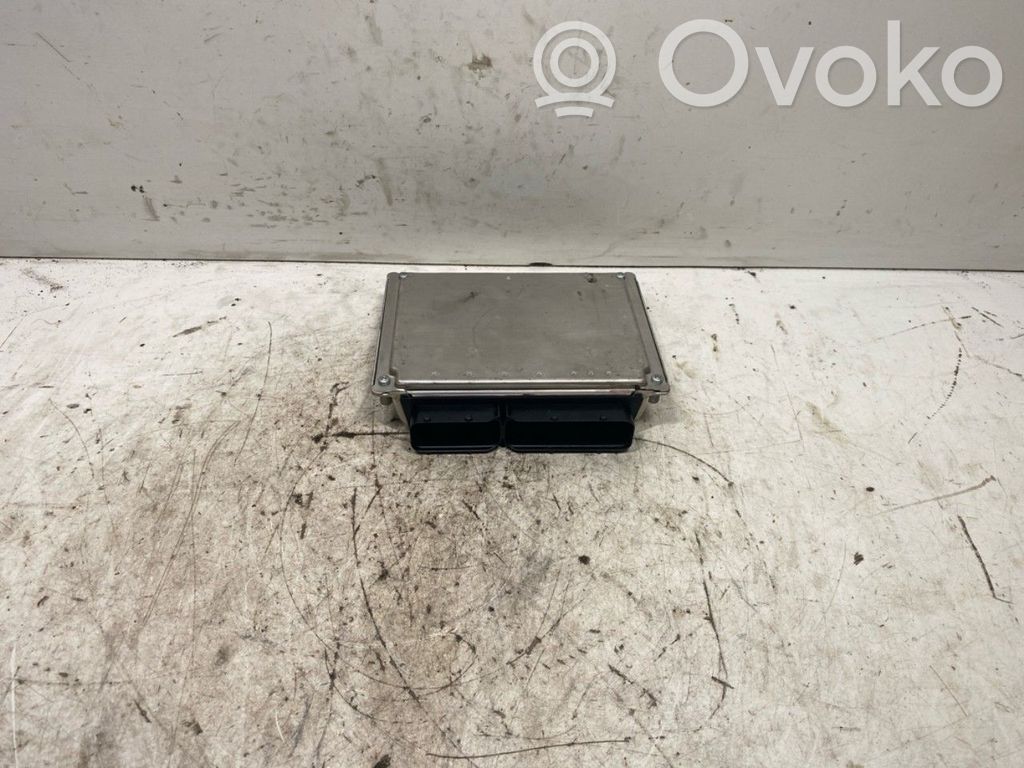 Audi A4 S4 B7 8E 8H Unité de commande, module ECU de moteur 