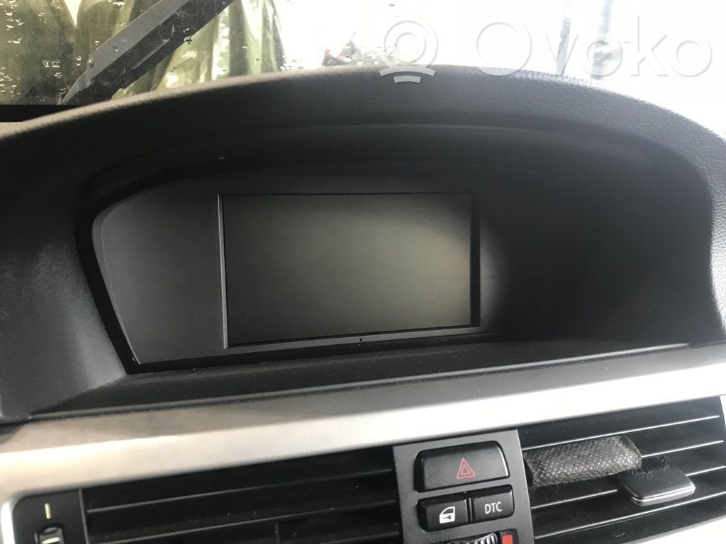 Head unit multimedia control   65826957748,65826957748,65826957748