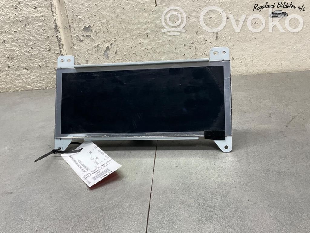 Tesla Model S Head unit multimedia control 