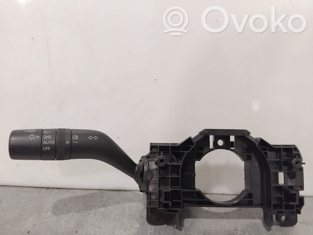 Mazda CX-30 Otros interruptores/perillas/selectores 
