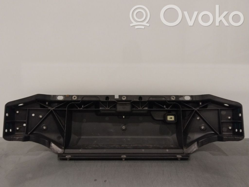 Tesla Model X Radiatoru panelis 