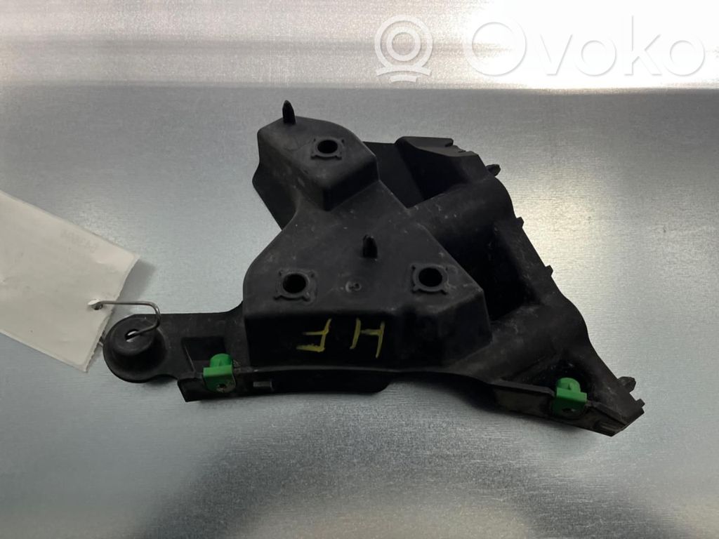 Volvo XC60 Bumper support mounting bracket corner 