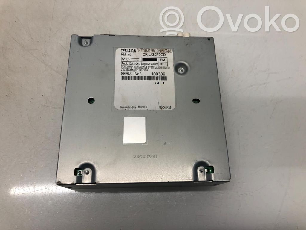 Tesla Model S Radio/CD/DVD/GPS head unit 