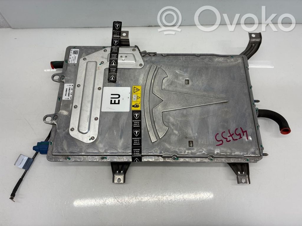 Tesla Model S Pakrovėjas akumuliatorius (papildomas) 