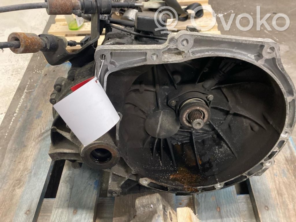 Volvo V70 Scatola del cambio manuale a 6 velocità