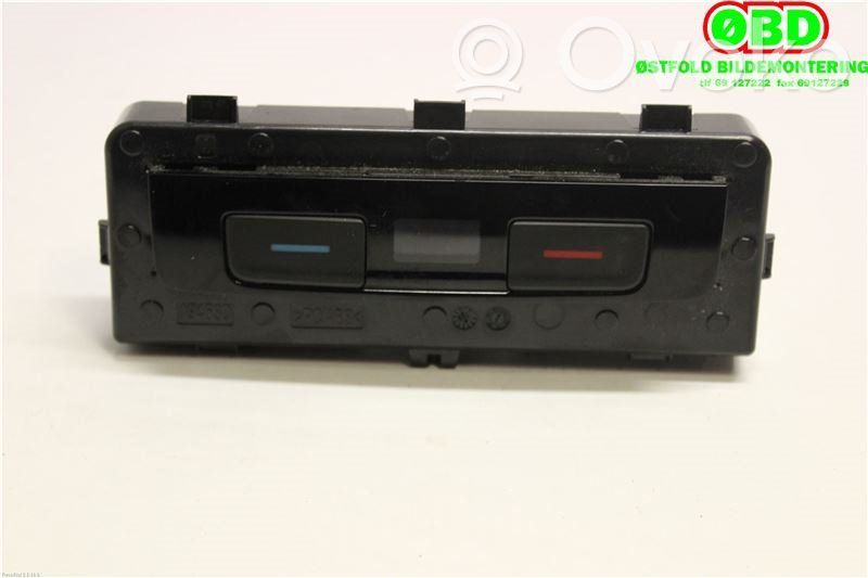Volkswagen PASSAT B8 Console centrale, commande chauffage/clim