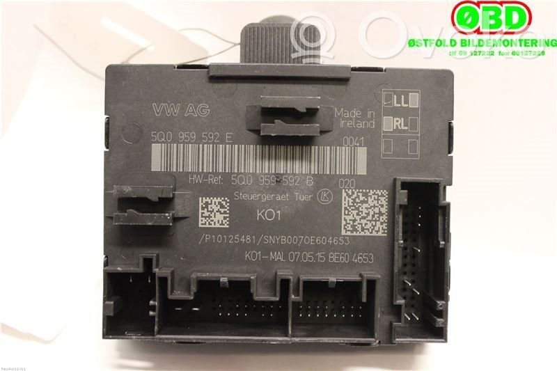 Volkswagen PASSAT B8 Centralina/modulo portiere