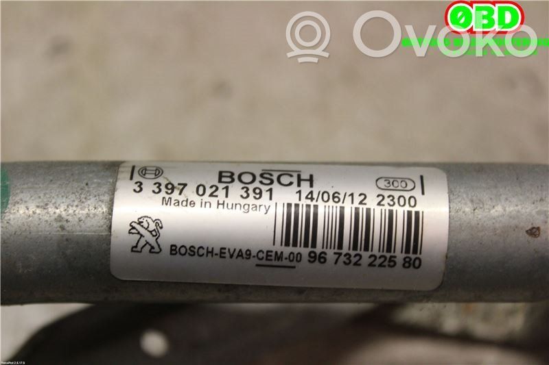 Peugeot 208 I Articulație ștergător față 