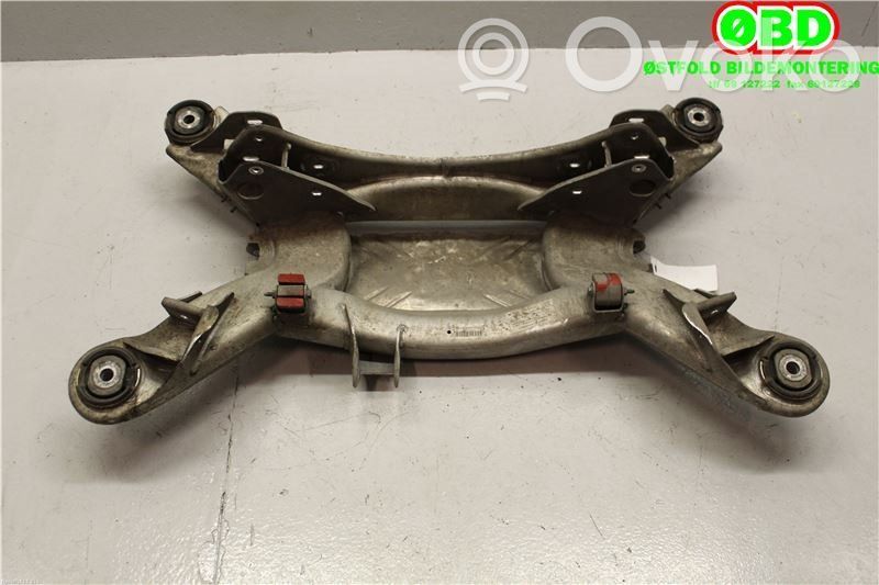 Galinis traversas   4E0505235H,4E0505235H