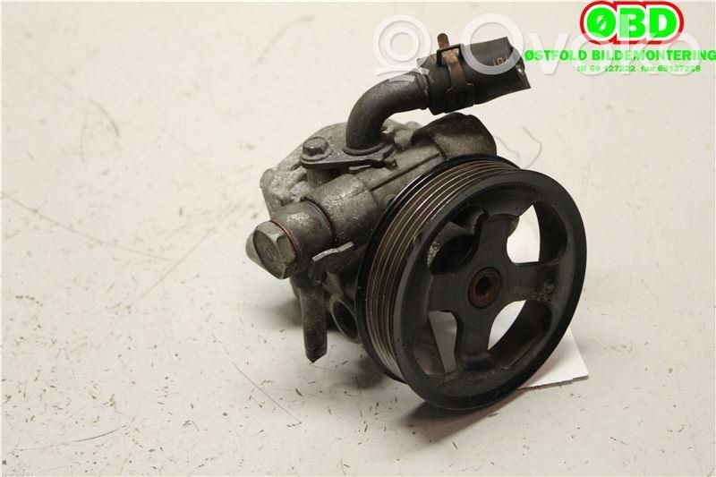 Pompa servosterzo   4450A008,4450A008