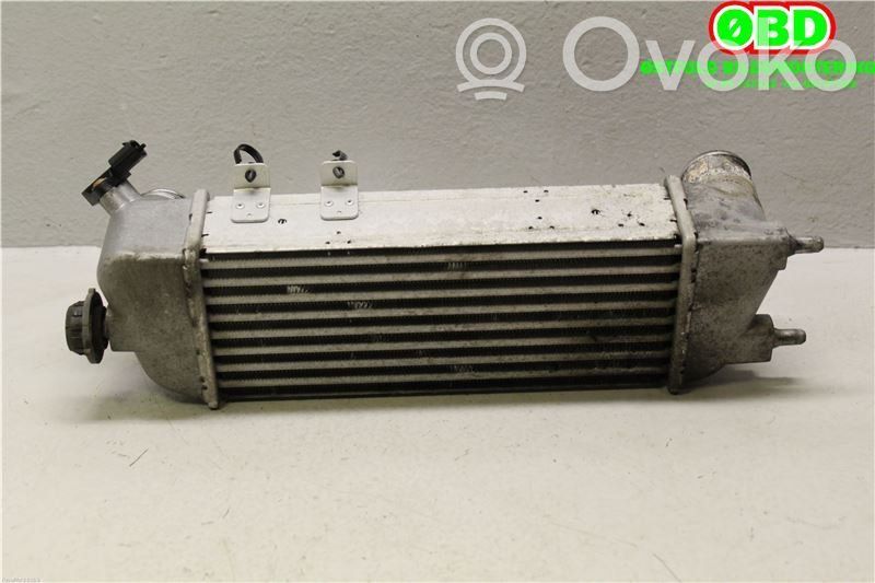 Hyundai i30 Chłodnica powietrza doładowującego / Intercooler