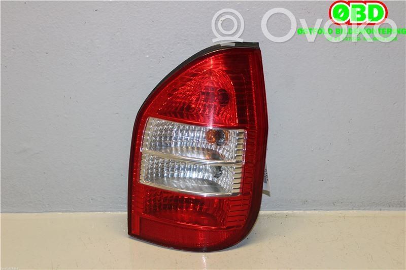 Opel Zafira A Feux arrière / postérieurs