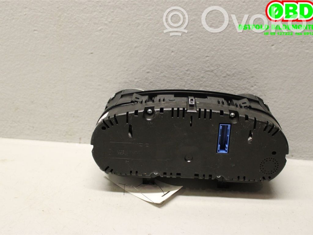 Volkswagen Golf VI Compteur de vitesse tableau de bord