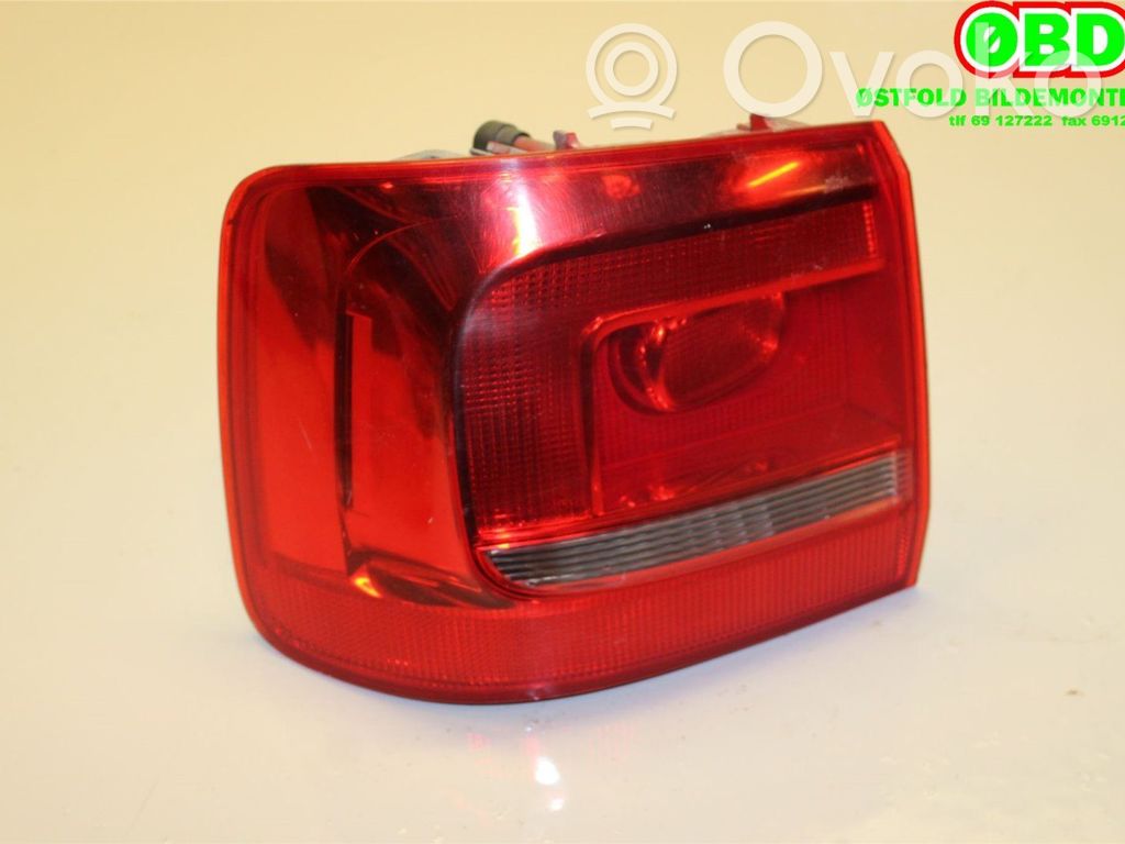 Volkswagen Touran II Luci posteriori
