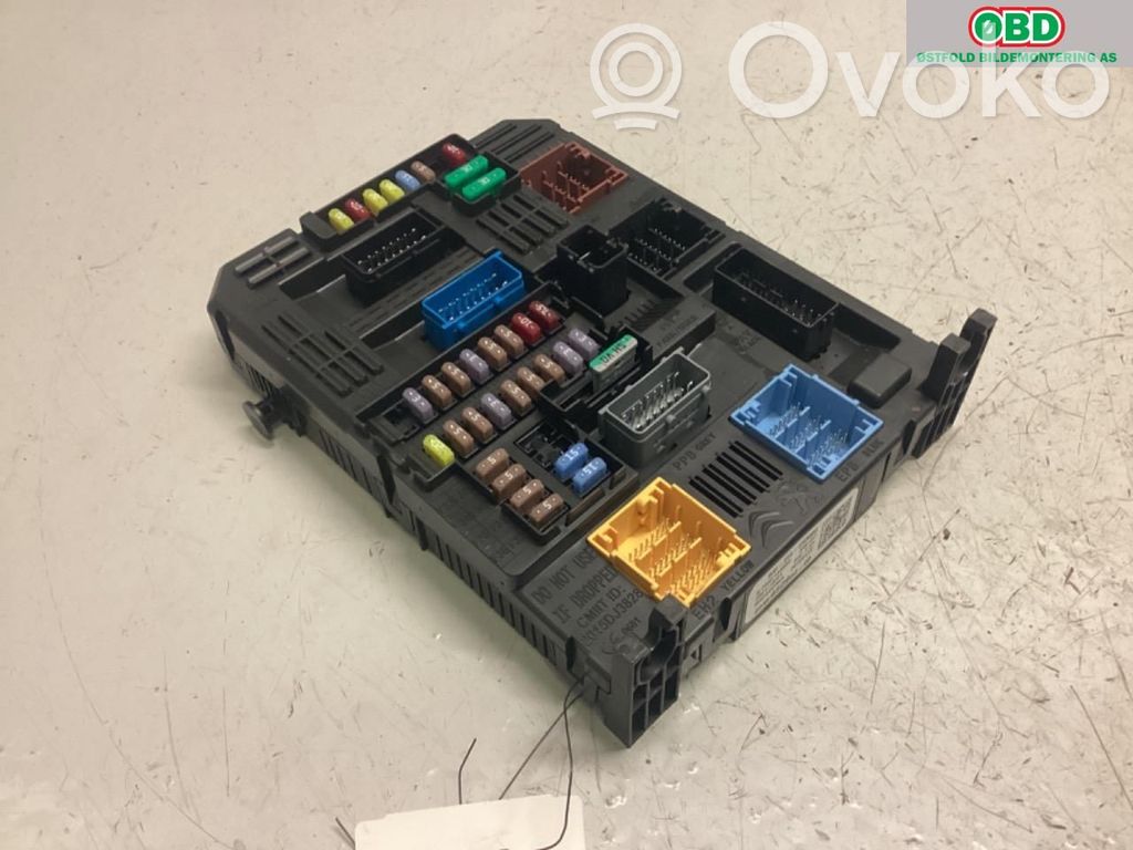 Citroen C5 Aircross Fuse box set 
