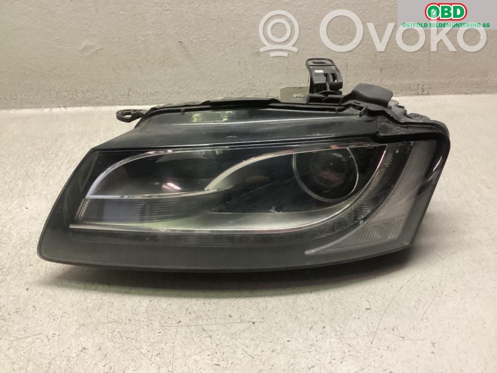 Audi A5 8T 8F Phare frontale 